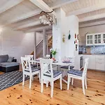 Nyaraló House Cornello By Renters